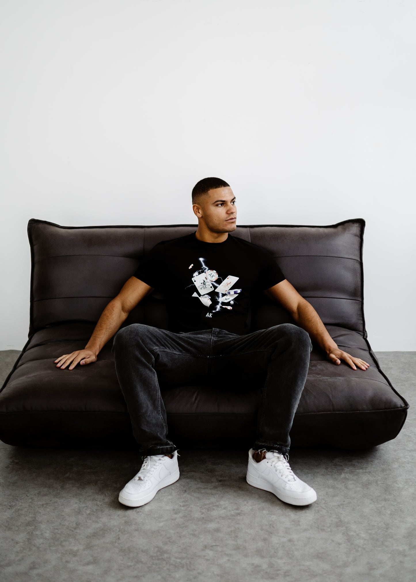Lightning Bolt Fitted T-Shirt - Black