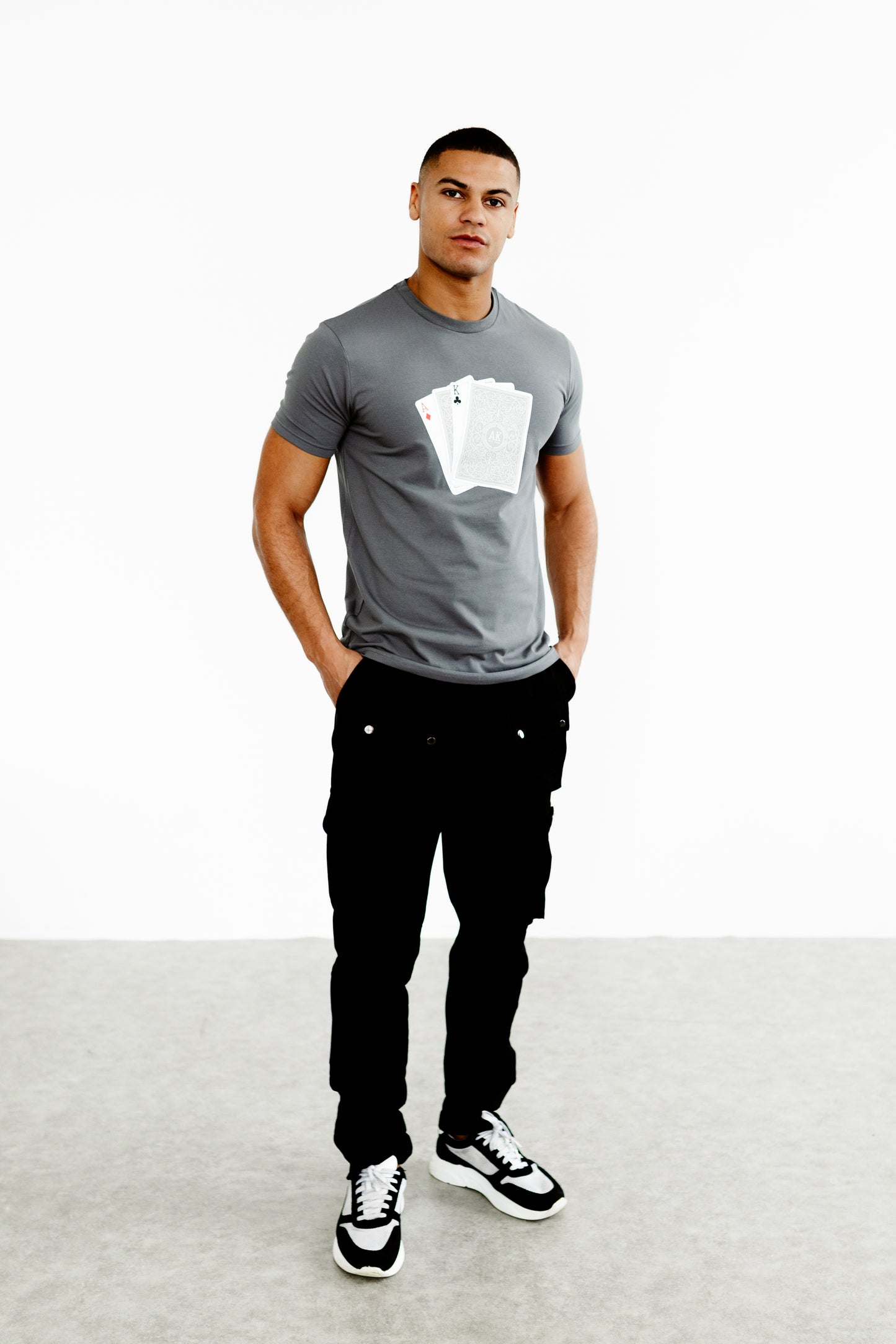 Card Print Fitted T-shirt – Grey