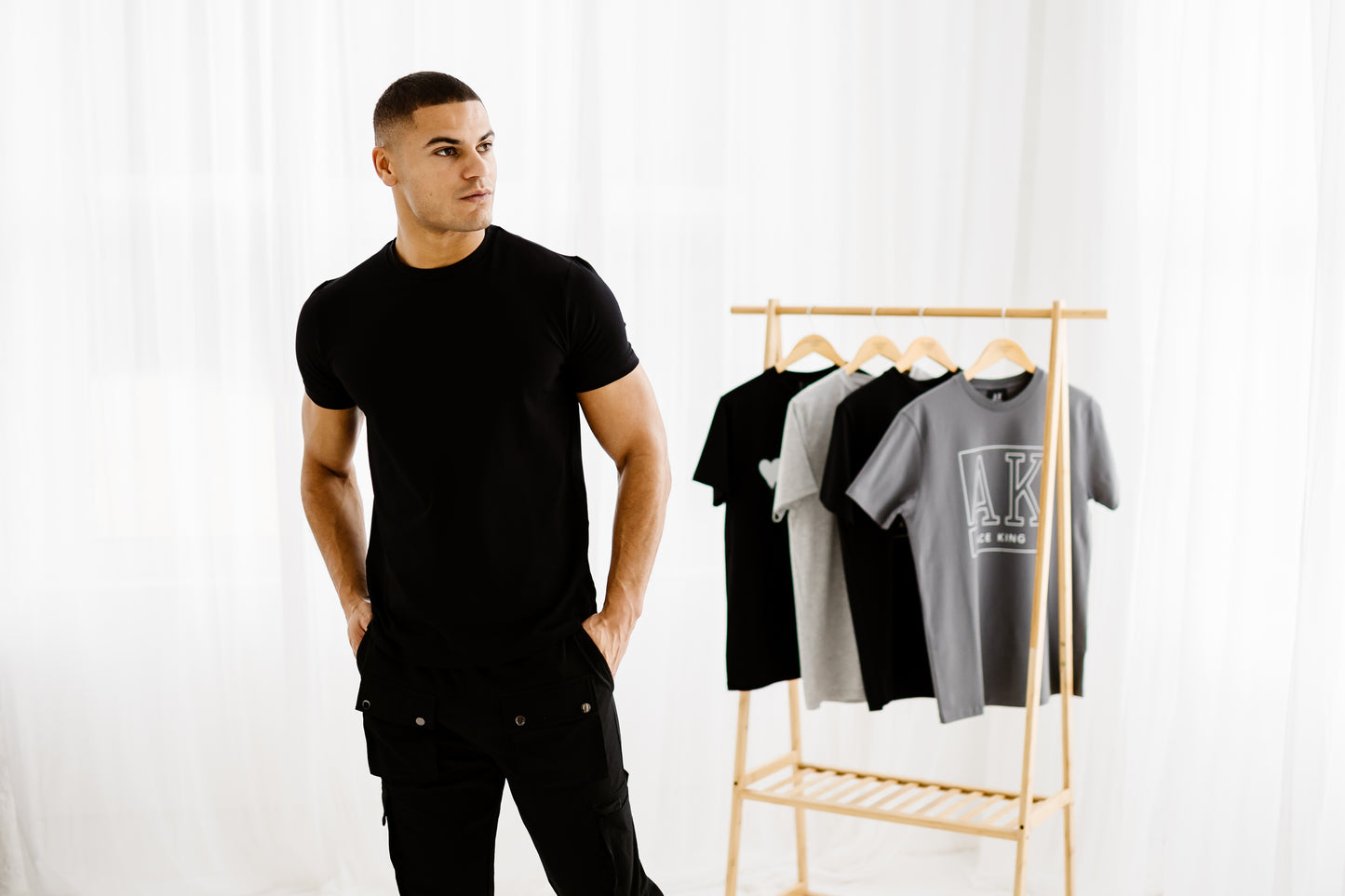 Essentials Crew Neck Fitted T-Shirt - Black
