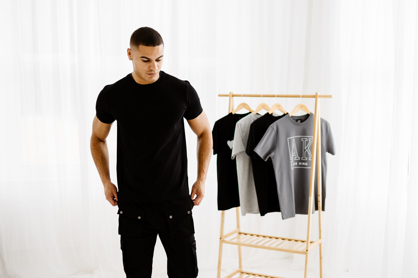 Essentials Crew Neck Fitted T-Shirt - Black